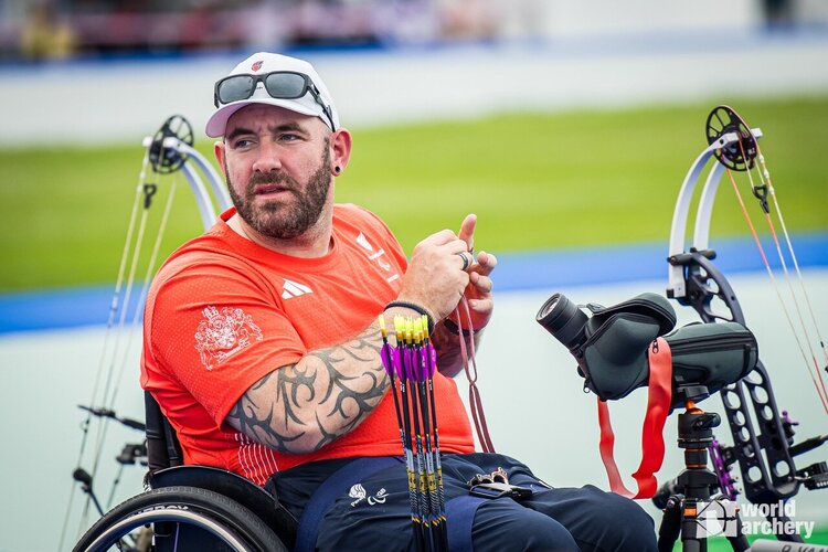 Paris 2024: All four GB archers are through to the final 16